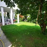 Book A Sarajevo, Free Parking & Garden Pansiyon