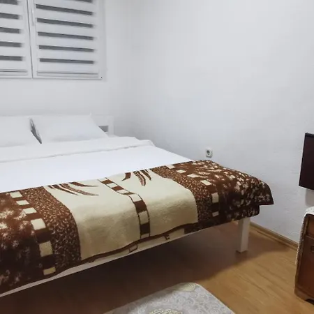 Book A Sarajevo, Free Parking & Garden Δωμάτια σε οικογενειακή κατοικία Σαράγεβο